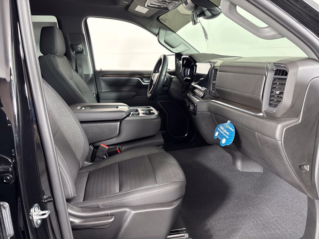 Certified 2026 Chevrolet Silverado 1500 LT w/ Protection Package AWD/4WD image 13