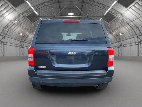 Used 2014 Jeep Patriot Sport w/ Power Value Group image 4