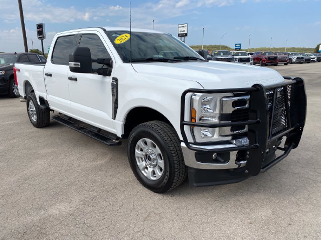 Used 2024 Ford F250 XLT w/ FX4 Off-Road Package AWD/4WD image 8
