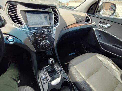 Used 2017 Hyundai Santa Fe FWD w/ Cargo Package image 20