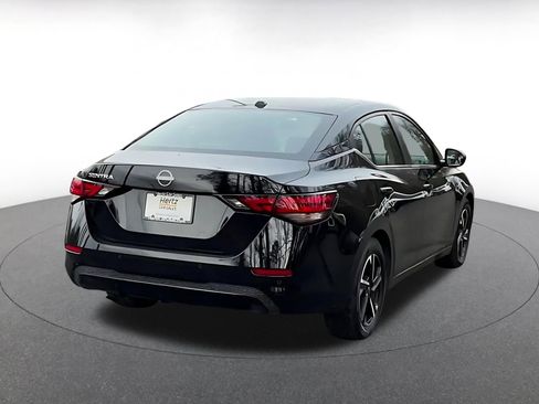 Used 2025 Nissan Sentra SV image 14