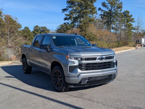 Used 2023 Chevrolet Silverado 1500 RST w/ Protection Package image 3