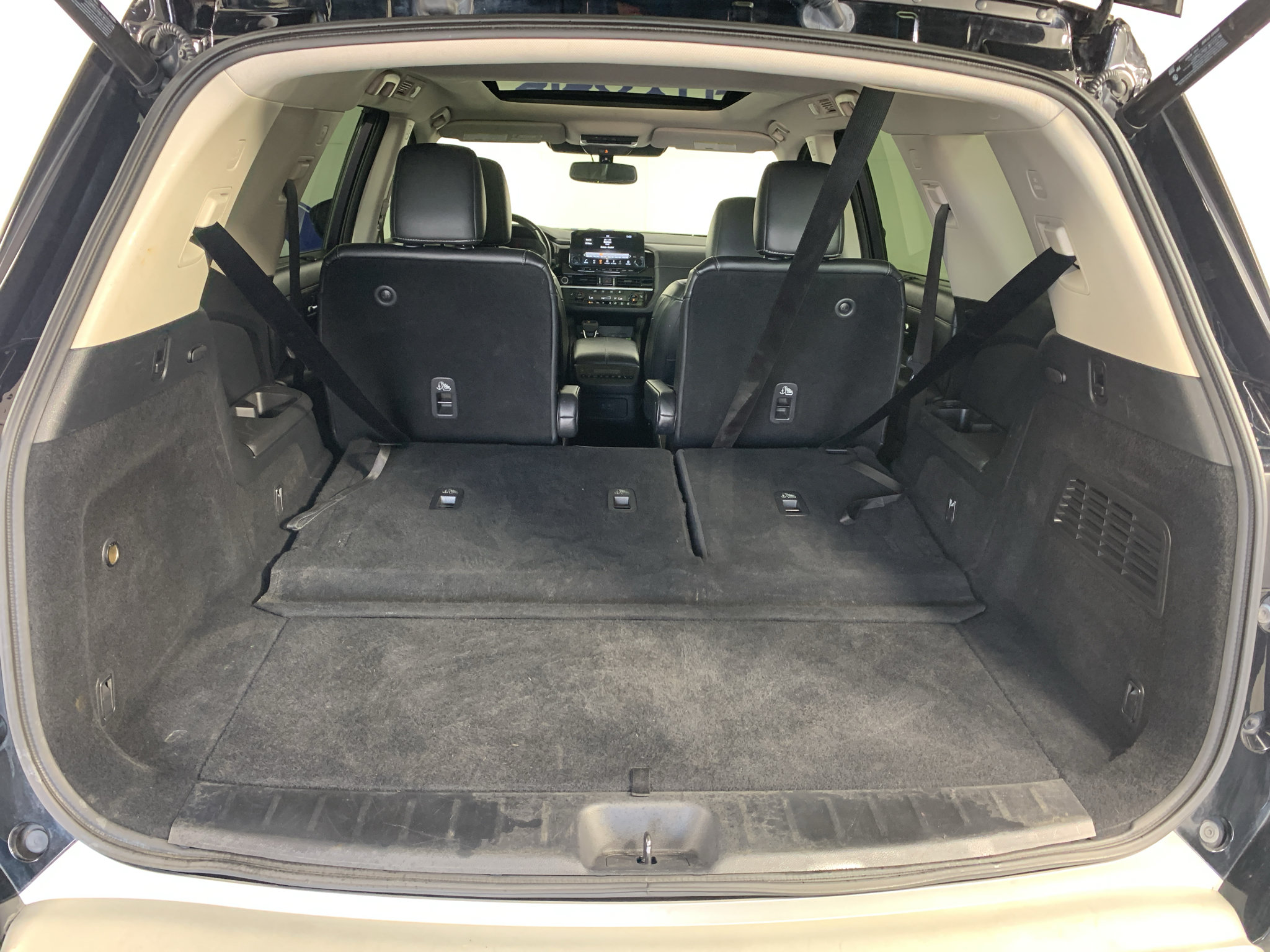 Used 2022 Nissan Pathfinder SL w/ SL Premium Package FWD image 33