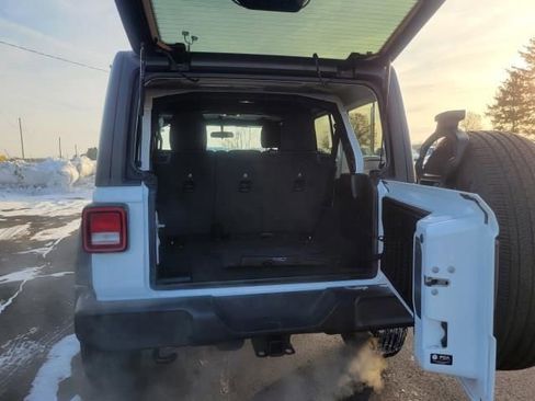 Used 2023 Jeep Wrangler Sport S image 20
