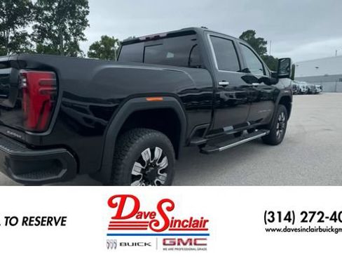 New 2026 GMC Sierra 2500 Denali w/ Denali Reserve Package AWD/4WD image 8