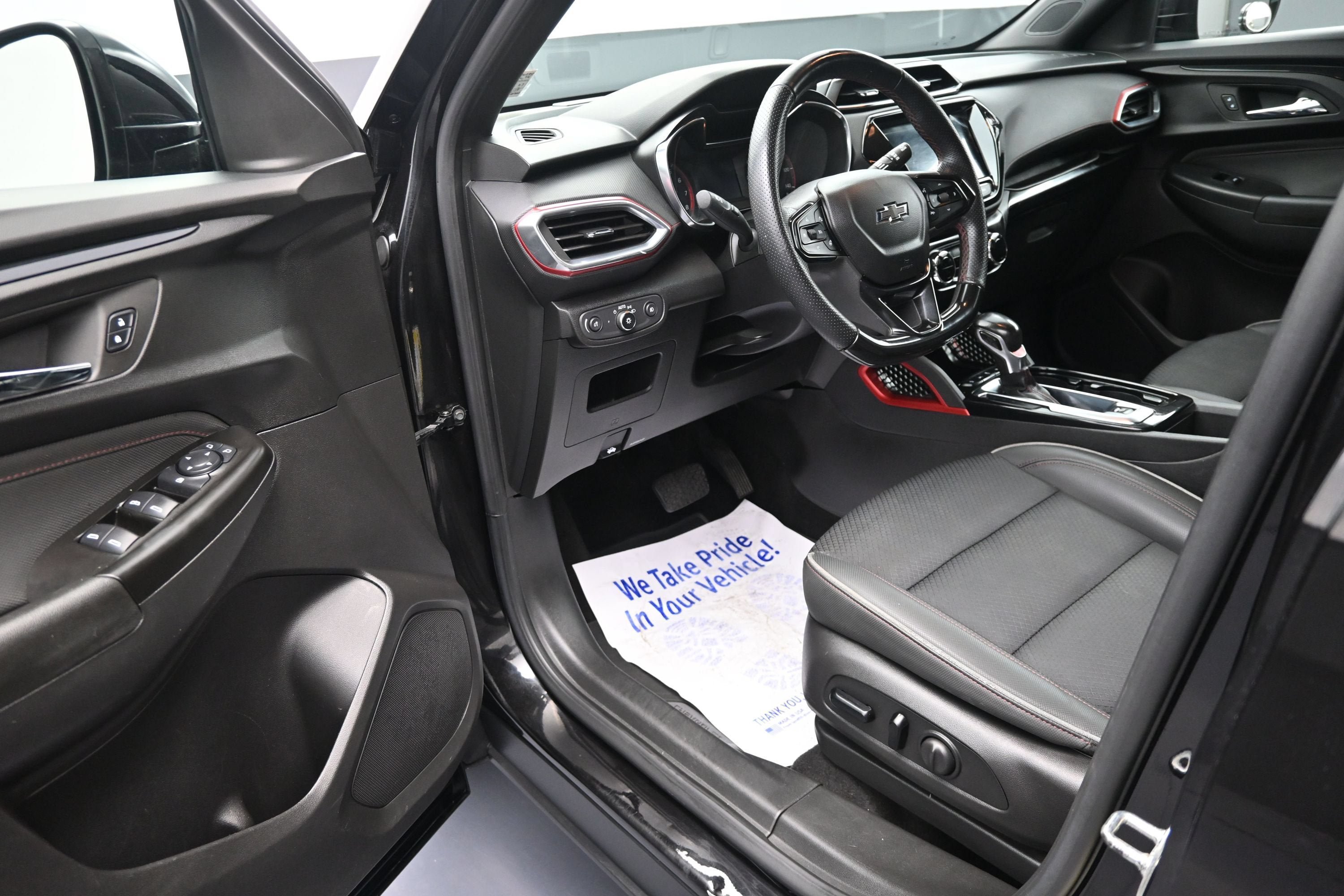 Certified 2023 Chevrolet TrailBlazer RS w/ Convenience Package FWD image 10