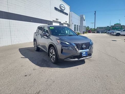 Used 2023 Nissan Rogue SV w/ SV Premium B Package AWD/4WD image 9