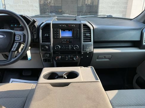 Used 2018 Ford F150 XLT w/ Heavy-Duty Payload Package AWD/4WD image 20