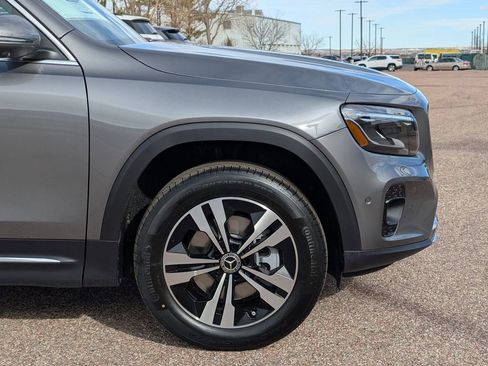 New 2026 Mercedes-Benz GLB 250 4MATIC image 9
