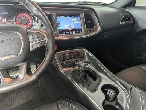 Used 2016 Dodge Challenger SRT Hellcat RWD image 17