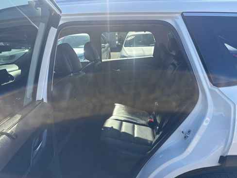 Used 2023 Nissan Rogue SV w/ SV Premium B Package image 22