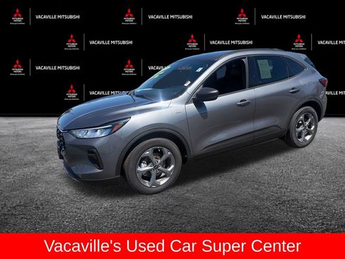 Used 2025 Ford Escape ST-Line FWD image 1
