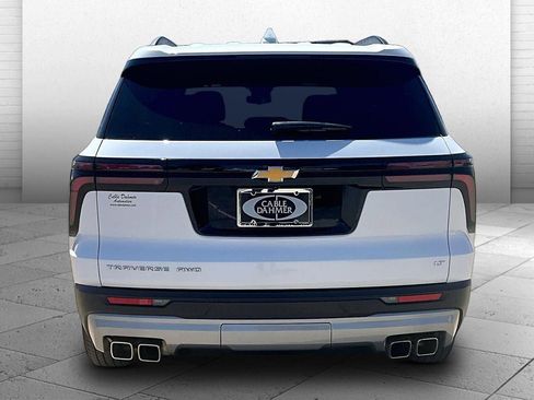 Used 2024 Chevrolet Traverse LT AWD/4WD image 6
