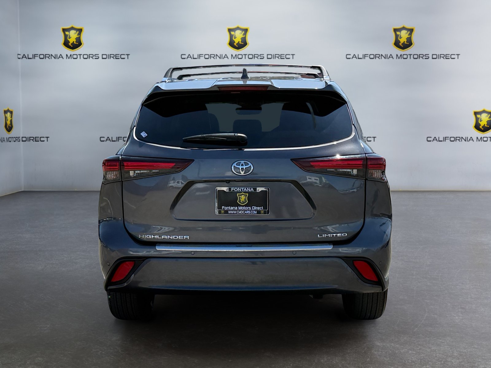 Used 2024 Toyota Highlander Limited FWD image 4