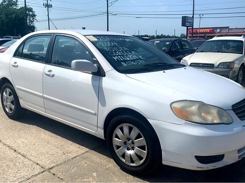 Used 2004 Toyota Corolla LE image 3