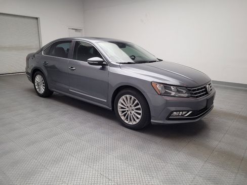 Used 2016 Volkswagen Passat 1.8T SE image 11