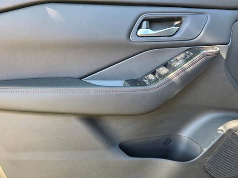 New 2026 Nissan Rogue SV image 18