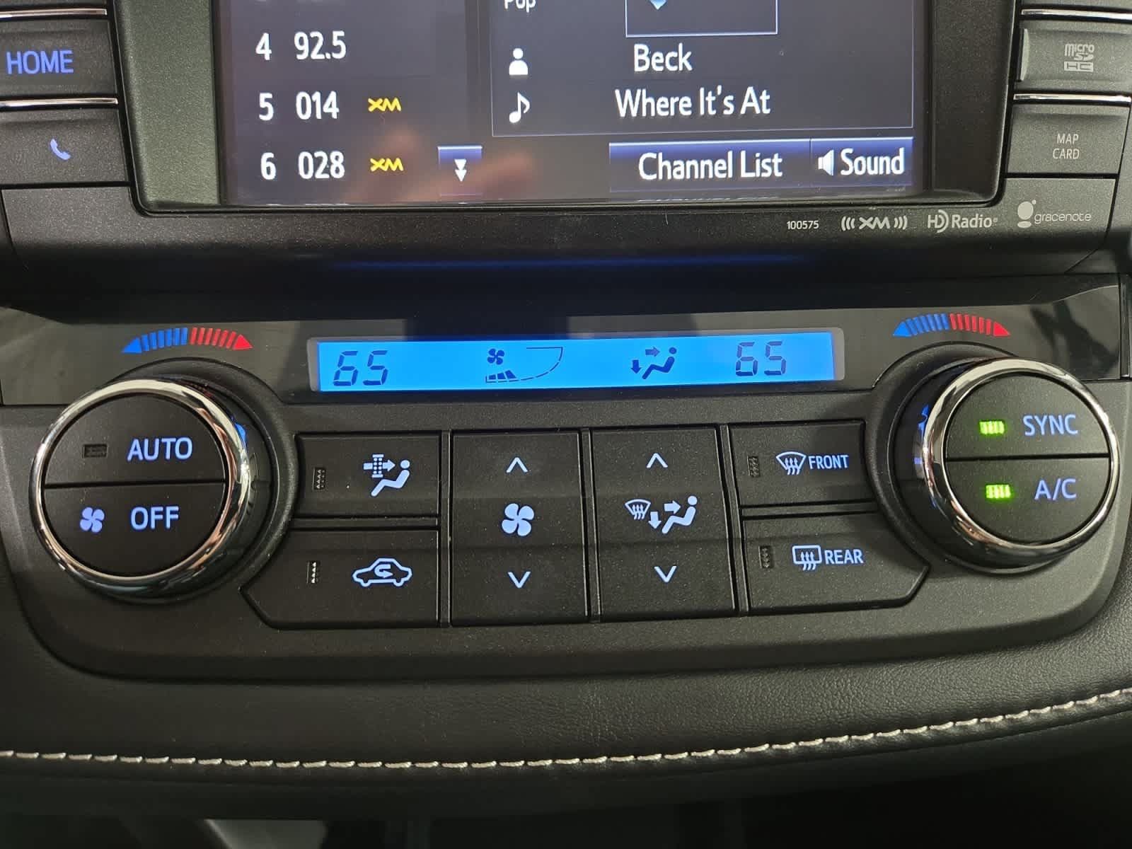 Used 2016 Toyota RAV4 Limited AWD/4WD image 27