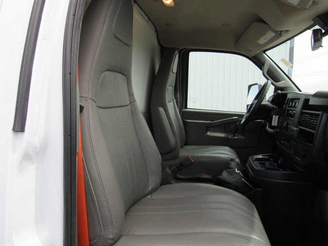 Used 2024 Chevrolet Express 3500 w/ Power Convenience Package RWD image 14