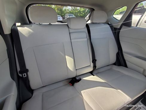 Used 2024 Hyundai Kona SEL AWD/4WD image 9