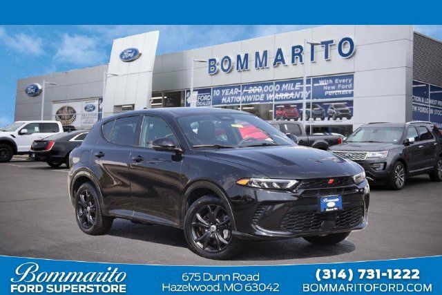 Used 2024 Dodge Hornet R/T Plus w/ R/T Blacktop Package AWD/4WD image 1