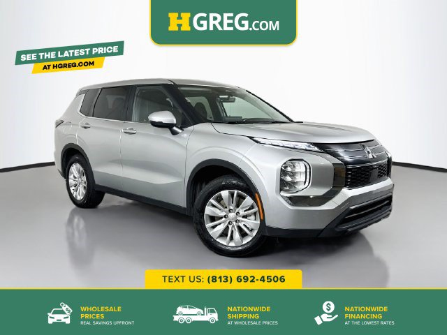 Used 2025 Mitsubishi Outlander ES FWD image 1