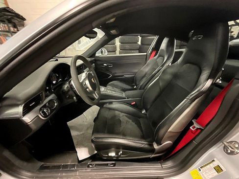 Used 2015 Porsche 911 GT3 image 14
