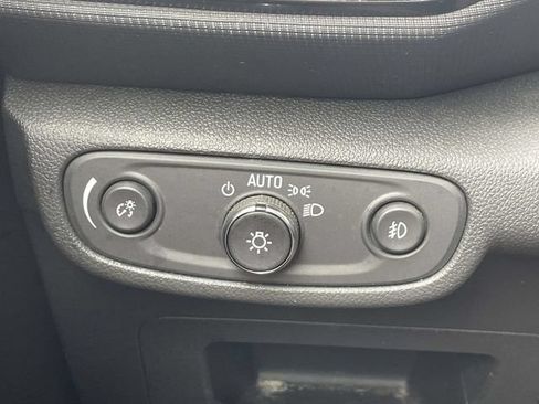 Certified 2023 Chevrolet TrailBlazer LT FWD image 30