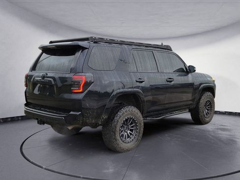 Used 2021 Toyota 4Runner TRD Off-Road Premium image 5