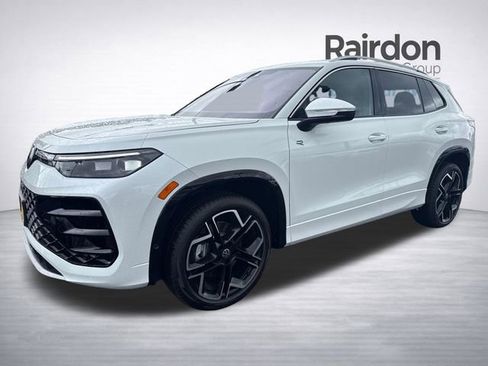 New 2026 Volkswagen Tiguan SEL R-Line AWD/4WD image 3