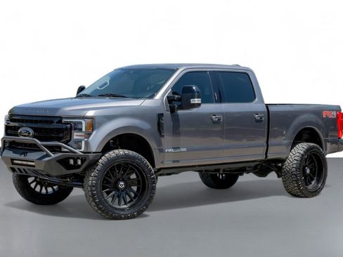 Used 2021 Ford F250 Lariat image 4