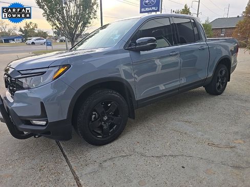 Used 2025 Honda Ridgeline Black Edition image 19