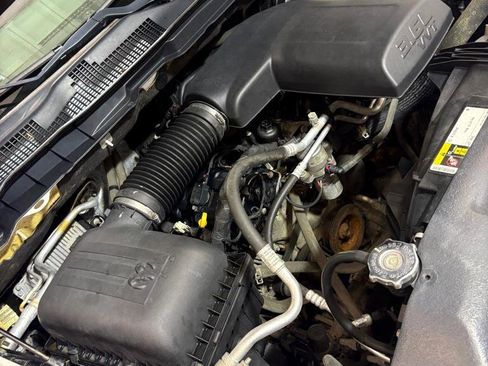 Used 2019 RAM 1500 Express w/ Express Value Package image 11