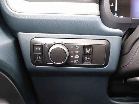 New 2025 Ford Maverick XL w/ Equipment Group 101A image 25