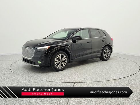 Used 2023 Audi Q4 e-tron Premium w/ Convenience Package image 1