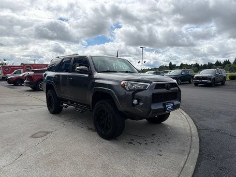 Used 2019 Toyota 4Runner SR5 Premium AWD/4WD image 7