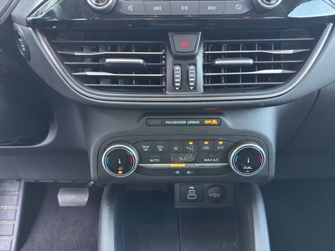 Used 2025 Ford Escape Active FWD image 15