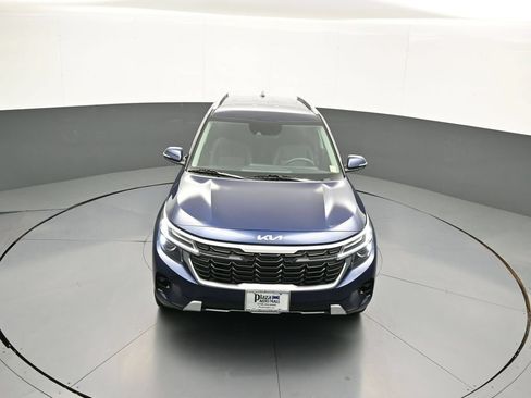 Certified 2025 Kia Seltos EX AWD/4WD image 44