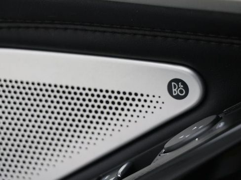 Used 2022 Ford Explorer Platinum w/ Equipment Group 601A image 28