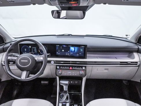 Certified 2025 Hyundai Tucson SEL image 16