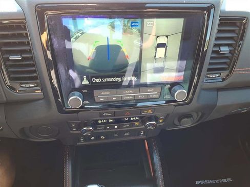 Used 2023 Nissan Frontier Pro-X w/ Pro-X Premium Package image 16