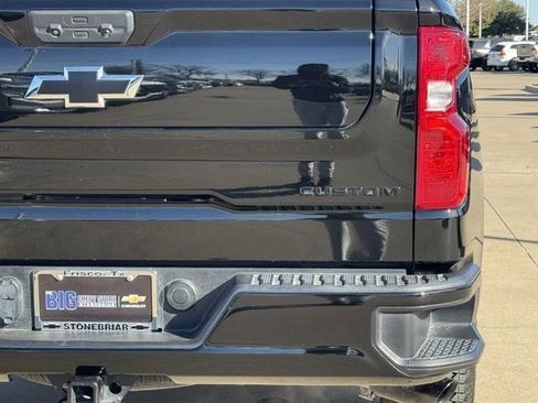 Used 2025 Chevrolet Silverado 1500 Custom w/ Turbomax Blackout Package image 7