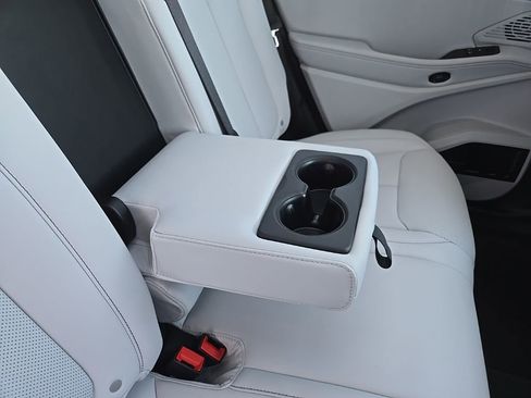 New 2026 Jeep Cherokee Limited AWD/4WD image 90