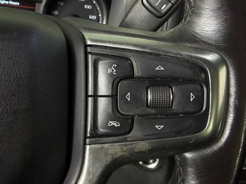 Used 2020 Chevrolet Silverado 1500 LT Trail Boss AWD/4WD image 18