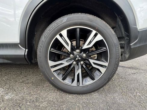 Used 2024 Mitsubishi Eclipse Cross SE image 37