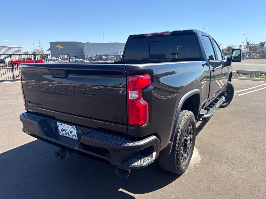 Used 2021 Chevrolet Silverado 2500 LTZ w/ LTZ Plus Package AWD/4WD image 16
