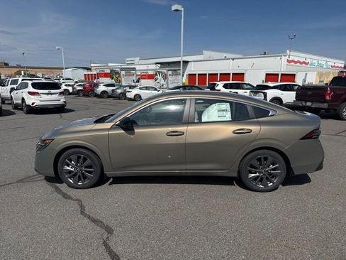 New 2026 Nissan Sentra SL w/ Floor Mat Package FWD image 9