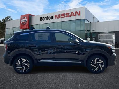 New 2026 Nissan Kicks SR w/ Cold Weather Package