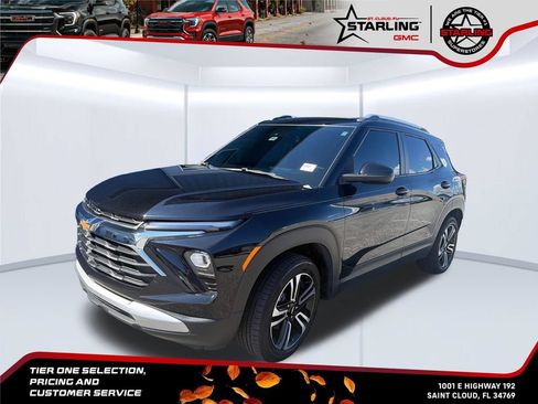 Used 2024 Chevrolet TrailBlazer LT w/ Convenience Package AWD/4WD image 1