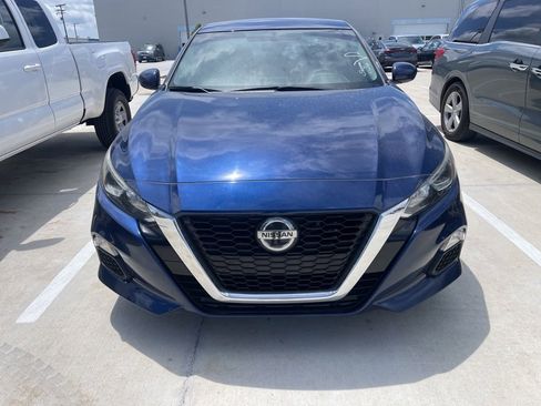 Used 2020 Nissan Altima 2.5 S FWD image 2